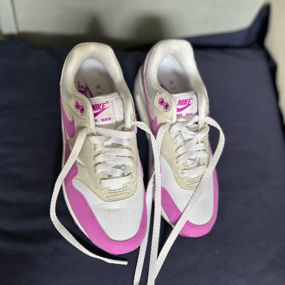NEW Nike Air Max 1 Fuchsia Dream size 9 - Picture 3 of 12
